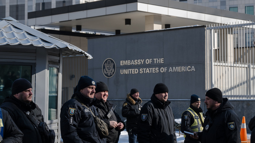 Госдеп нанял для охраны посольства в Киеве ЧВК, вербовавшую детей-солдат