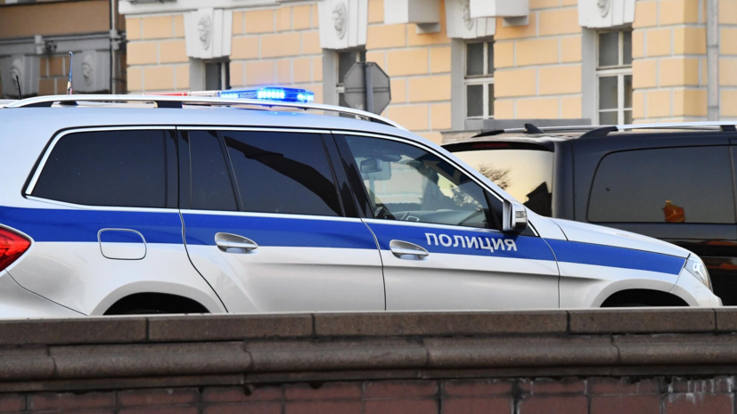 Суд арестовал подозреваемого в нападении с ножом на врачей в Махачкале