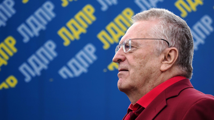 Почти половина россиян стали лучше относиться к Жириновскому после его смерти