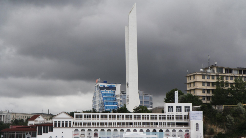 Обелиск «Городу-Герою Севастополю» повреждён при массированной атаке БПЛА ВСУ