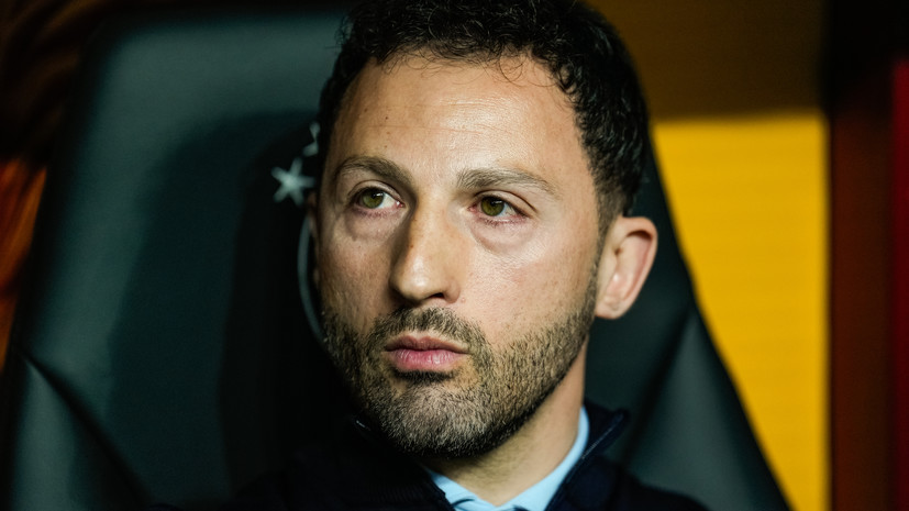 «Фенербахче» объявил об увольнении Тедеско с поста главного тренера команды