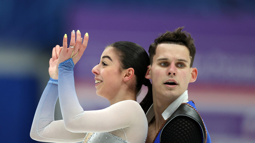 Экс российские фигуристки выставили на продажу смартфоны, подаренные на Олимпиаде