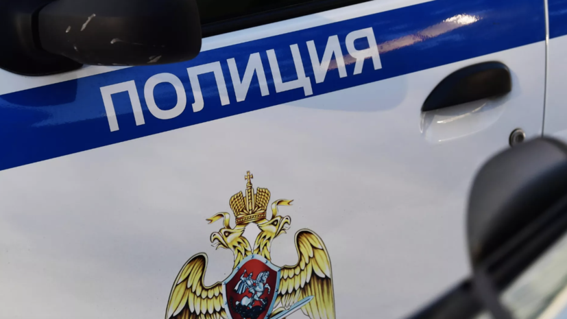 В Югре задержали подозреваемых в вымогательстве под видом полиции