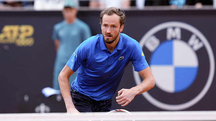 Медведев после вылета в Мадриде допустил поход на матч «Атлетико» — «Арсенал»