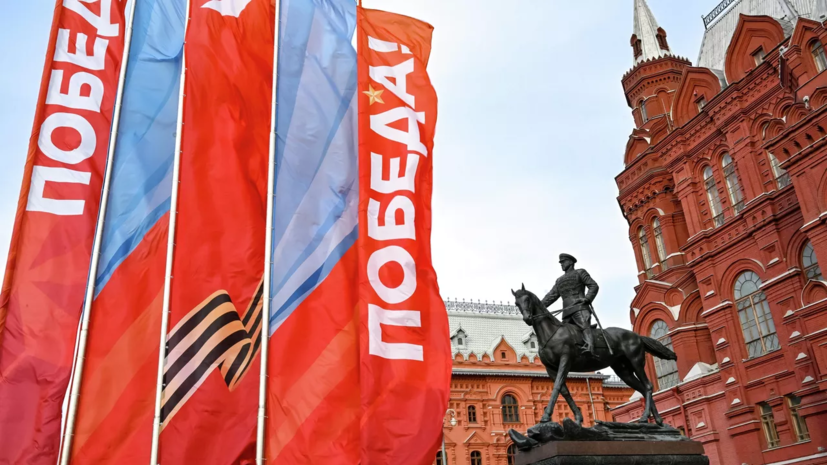 Песков объяснил мерами безопасности отсутствие военной техники на параде Победы