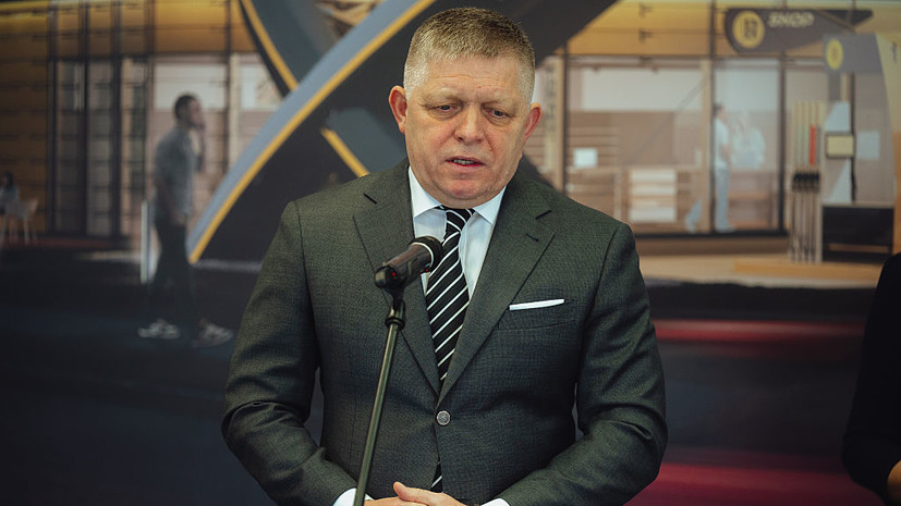 Ушаков: Фицо приедет на парад ко Дню Победы в Москву в числе иностранных гостей