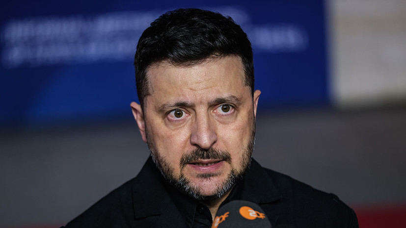 Зеленский раскритиковал позицию Вэнса по поддержке Украины