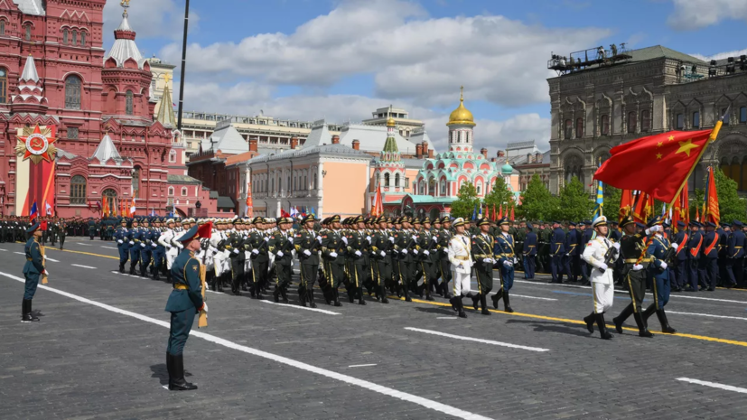 Песков заявил, что Путин не приглашал Трампа на парад Победы в Москву