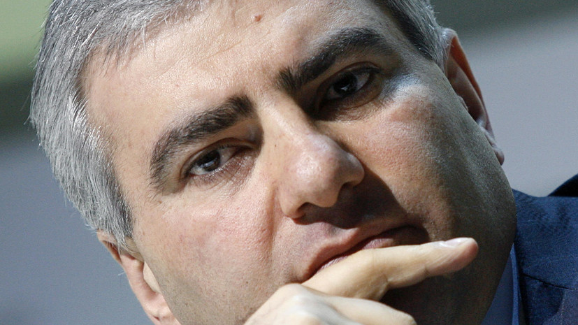 Суд Еревана оставил бизнесмена Карапетяна под домашним арестом