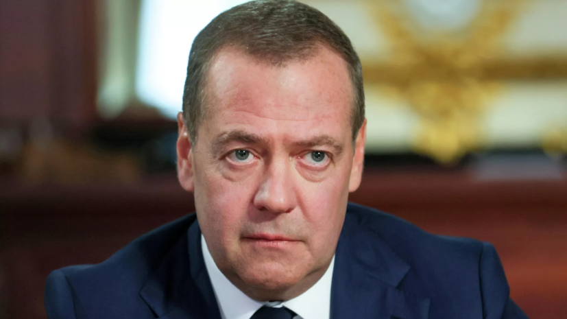 Медведев заявил о неизбежности победы России