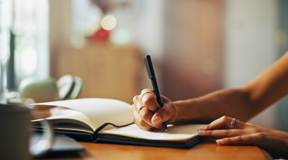 Невролог Хорошев: ведение дневника — лучшая тренировка памяти и концентрации