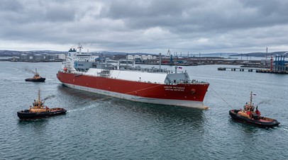 Газовоз «Арктик Метагаз» отбуксировали в международные воды