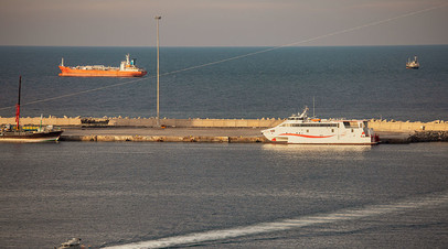 Reuters: китайский танкер прошёл через Ормузский пролив, несмотря на блокаду