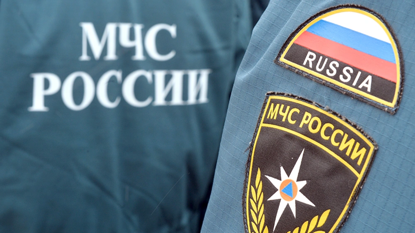 МЧС: в Коми вертолёт с вахтовиками совершил жёсткую посадку