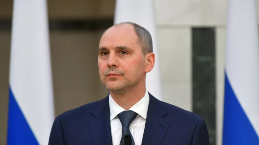Паслер поручил оказать юрпомощь пытавшемуся прорваться к нему мужчине