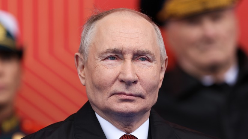 Путин назвал День Победы священным праздником