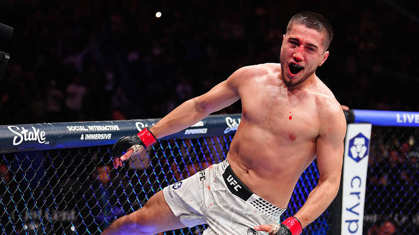 Сусуркаев победил сабмишеном Сантоса на турнире UFC 328