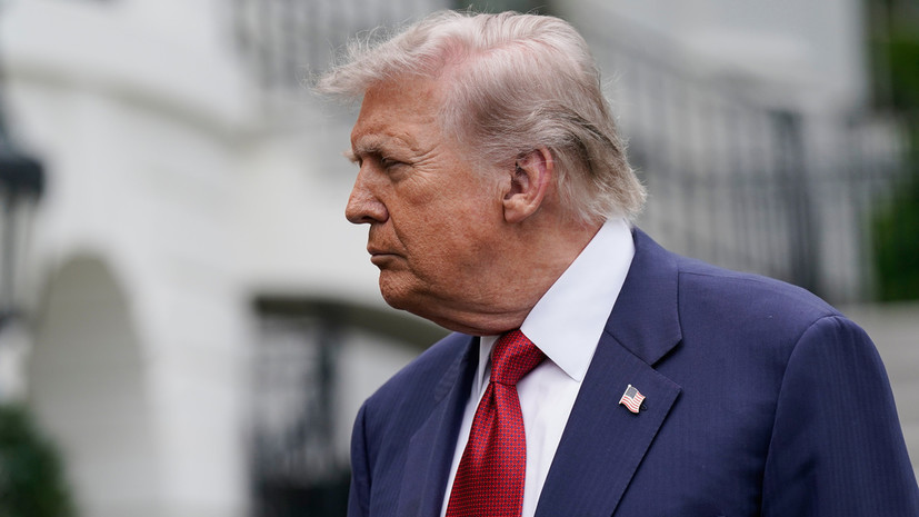 Песков заявил, что приглашение Трампу посетить Россию остаётся в силе