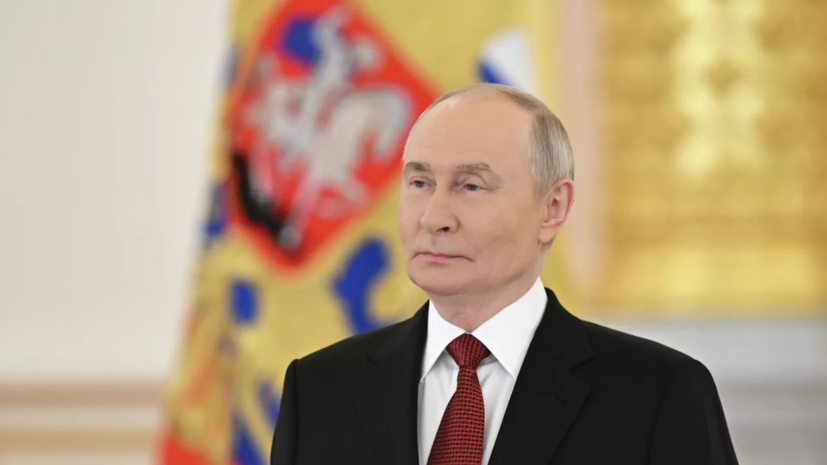 Песков: Путин тепло относится к своей первой учительнице Вере Гуревич