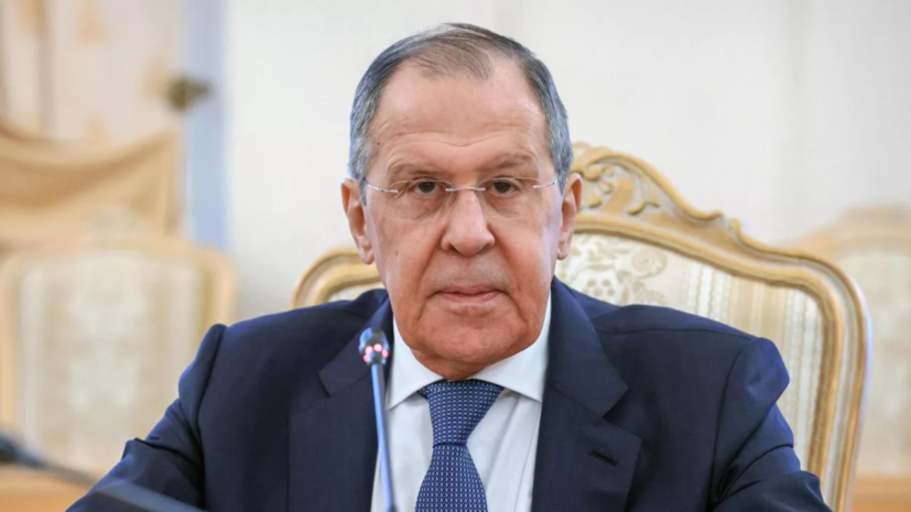 Лавров: НАТО вслед за ЕС простирает свои руки на всю евразийскую территорию