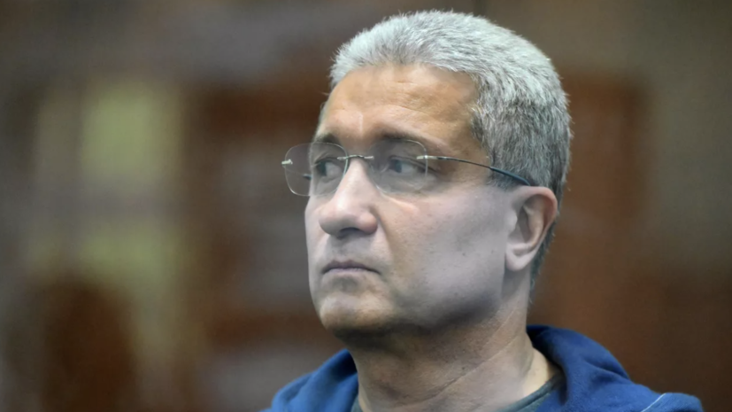 Суд в Москве разрешил экс-замглавы МО Тимуру Иванову свидания с матерью и женой