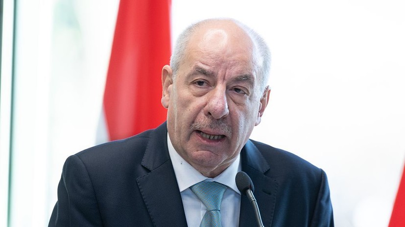 Президент Венгрии отказался уйти в отставку после ультиматума Мадьяра