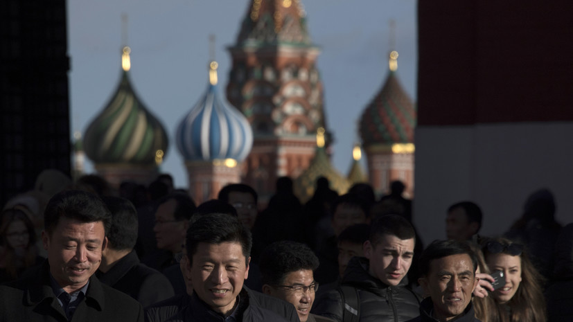 В РСТ заявили, что безвиз с Китаем увеличил турпоток на 20—30%