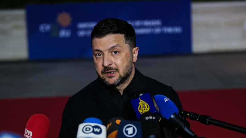 Зеленский заявил, что обсудил с Вучичем отношения между Украиной и Сербией