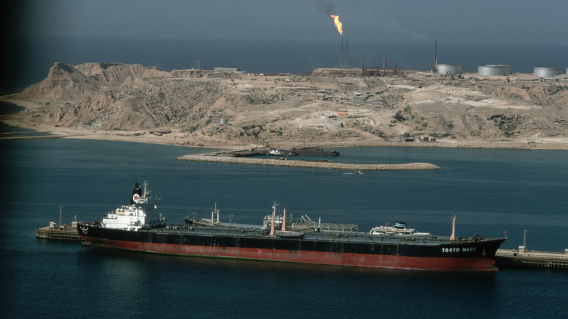 Tasnim: США обязуются снять санкции с иранской нефти на время переговоров