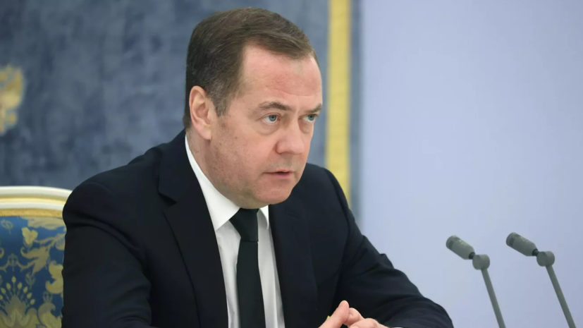 Медведев: учёные России делают открытия, несмотря на попытки изолировать страну