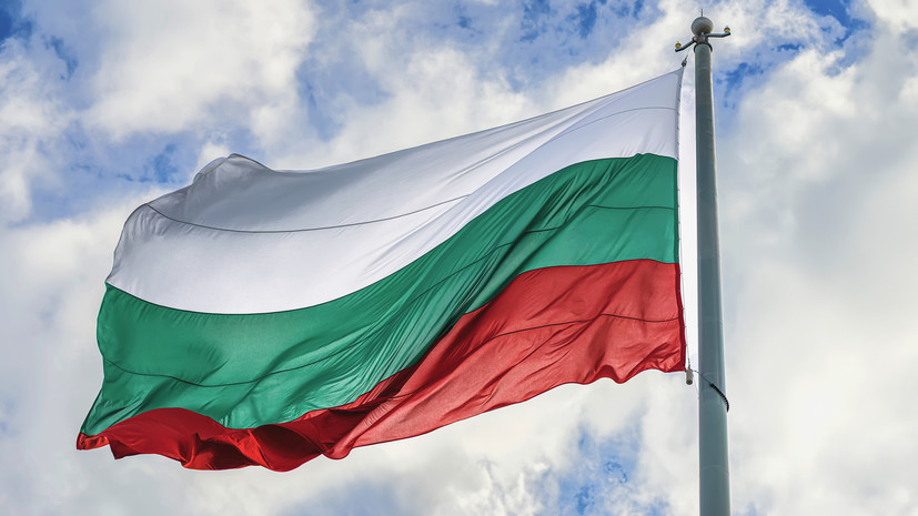 Болгария обсуждает снятие санкций с России, заявил депутат Георгиев