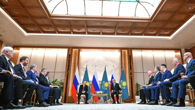 Токаев назвал успешными переговоры с Путиным в узком формате