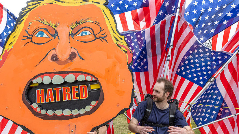 Противники Трампа анонсировали акцию протеста в день его юбилея