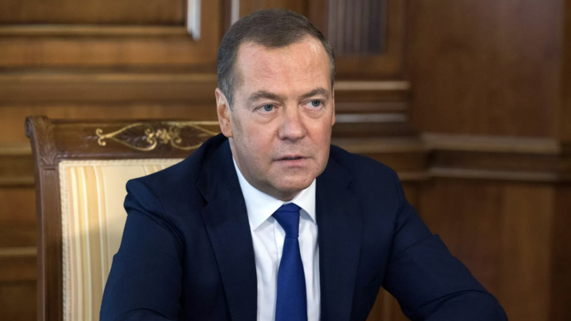 Медведев: ЕС отвечает за гибель мирных жителей в России от атак ВСУ