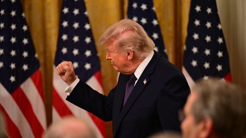 Личный врач президента США Барбабелла заявил об отличном здоровье Трампа