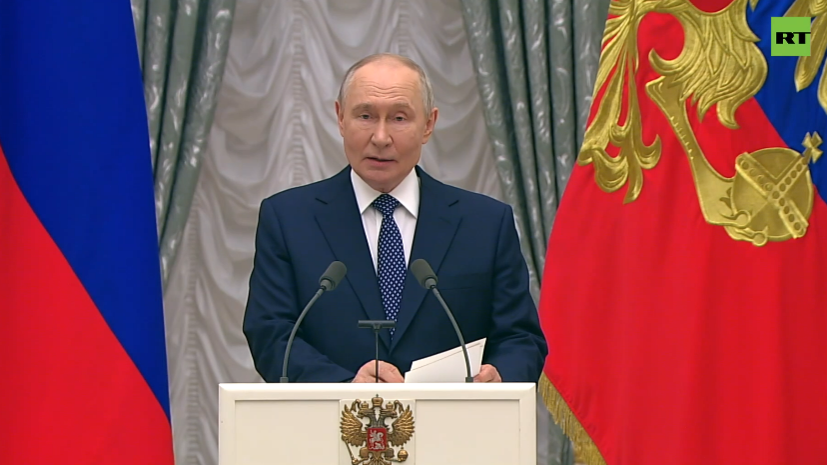 &laquo;Благородная, нужная для страны миссия&raquo;: Путин &mdash; о многодетных семьях