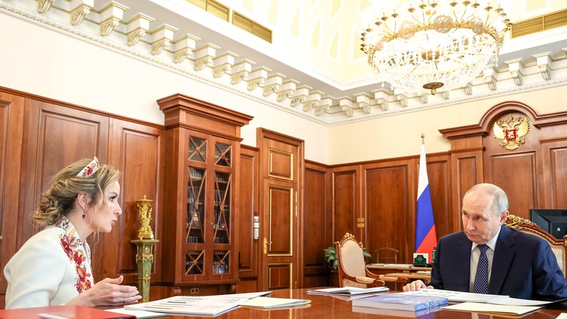 Путин продлил на пять лет срок полномочий Львовой-Беловой