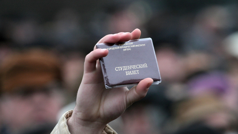 В Госдуме объяснили порядок получения декретных выплат студентками