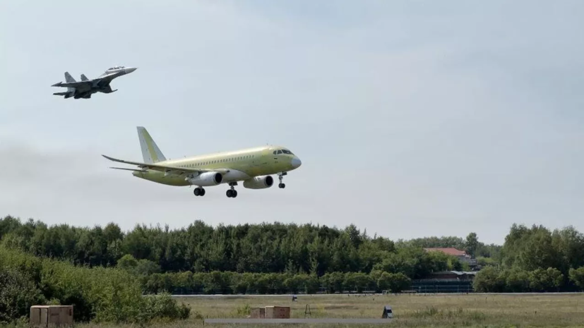 Мантуров: сертификацию SJ-100 завершат в 2026 году