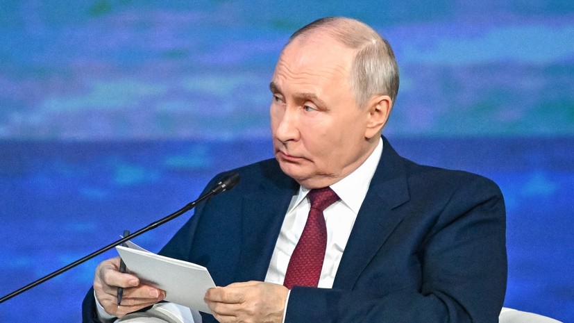 Путин считает высокое качество жизни обязательным условием роста демографии
