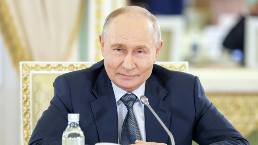 Путин: сплочённость и патриотизм всегда оставались главными ценностями для россиян