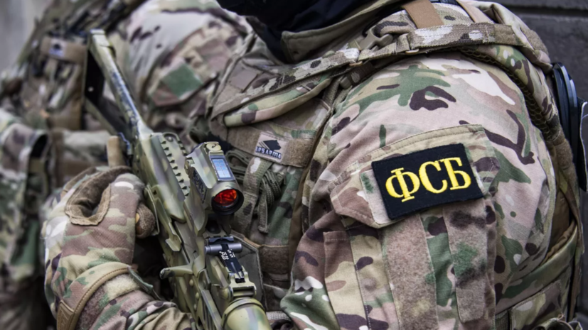 В Крыму задержали мужчину, который для Украины снимал бензовозы