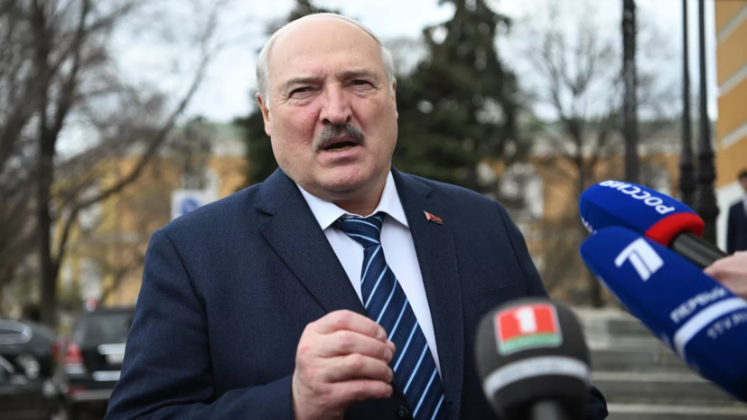Лукашенко: граница Белоруссии и Украины пылает как никогда