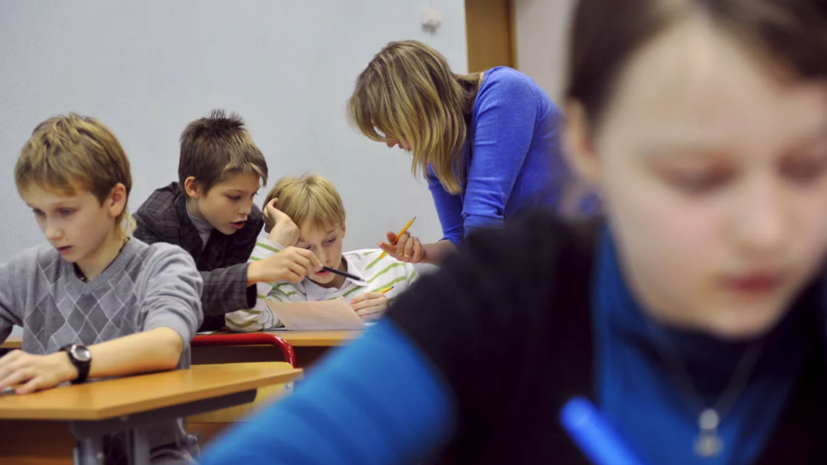В Госдуме предложили установить правила использования ИИ в школах