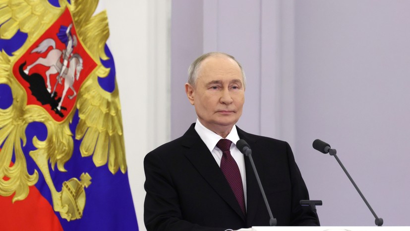 Путин поручил Новаку и Хуснуллину доложить о ликвидации последствий ударов ВСУ
