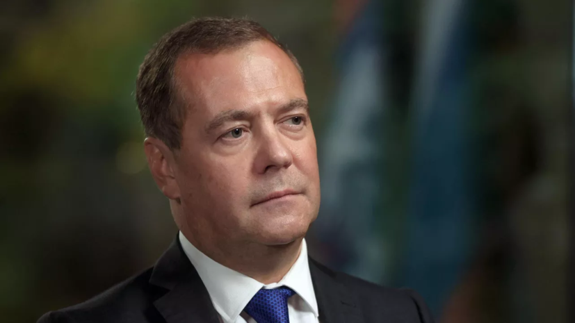 Медведев заявил, что Украина по своей воле уже не остановится
