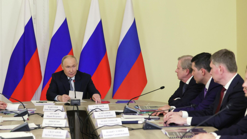 Путин разрешил регионам запрещать продажу вейпов