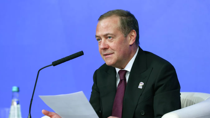 Медведев: расправы с оппонентами стали «визитной карточкой» правящих сил Армении