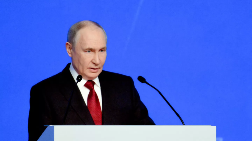 Путин заявил, что особый статус учителя в России не должен быть формальным