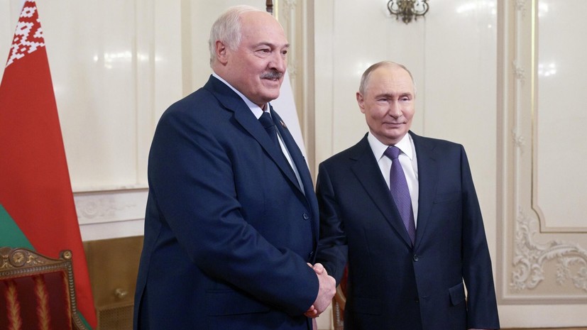 Путин поблагодарил Лукашенко за помощь с обменом пленными с Украиной